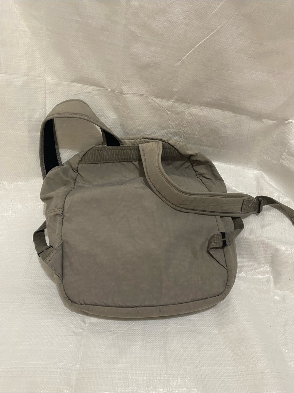Kipling Taupe Gray Men's Messenger Crossbody Bag